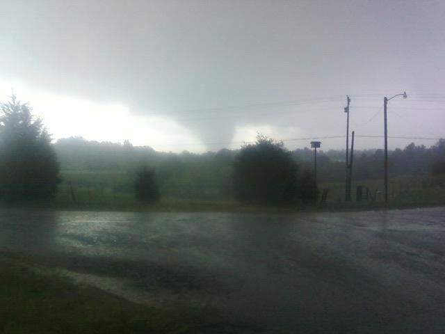 Forum Image: http://i929.photobucket.com/albums/ad132/coot38341/April%2024%202010%20tornado%20damage/Parsonstornado.jpg