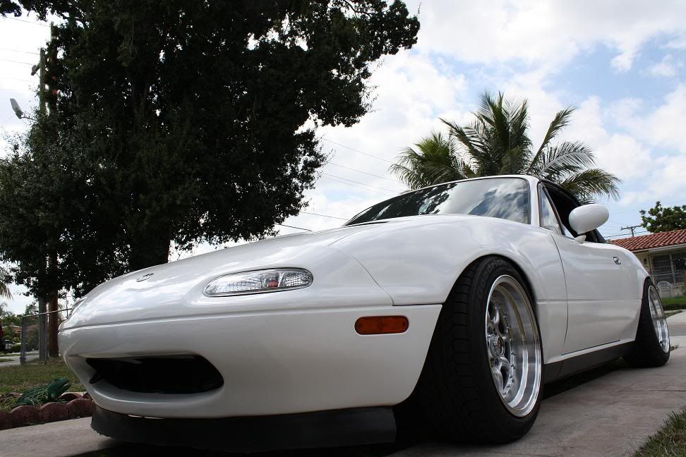 [Image: slammedmiata.jpg]