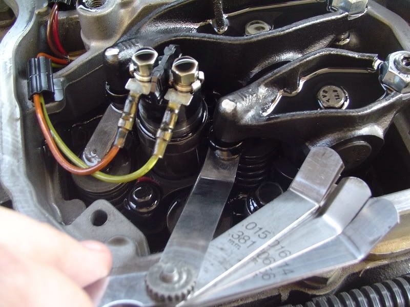 2004 dodge ram diesel valve adjustment
