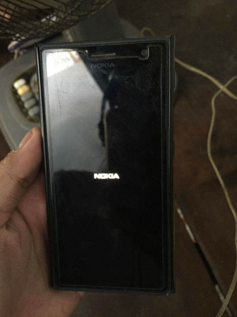 Lumia 730 - 1